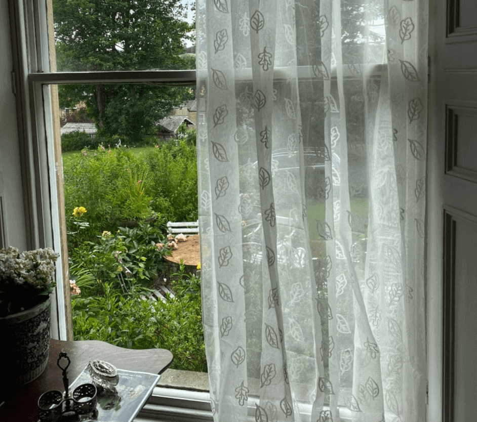 Antique Scottish Mandras Leaves Lace Curtains